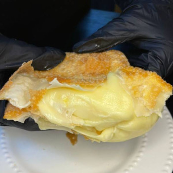 Pastel Quatro Queijos
