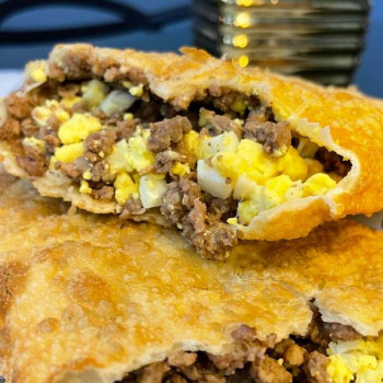 Pastel de Carne com Ovo